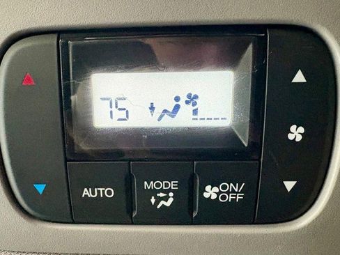 Used 2024 Honda Odyssey Elite image 14