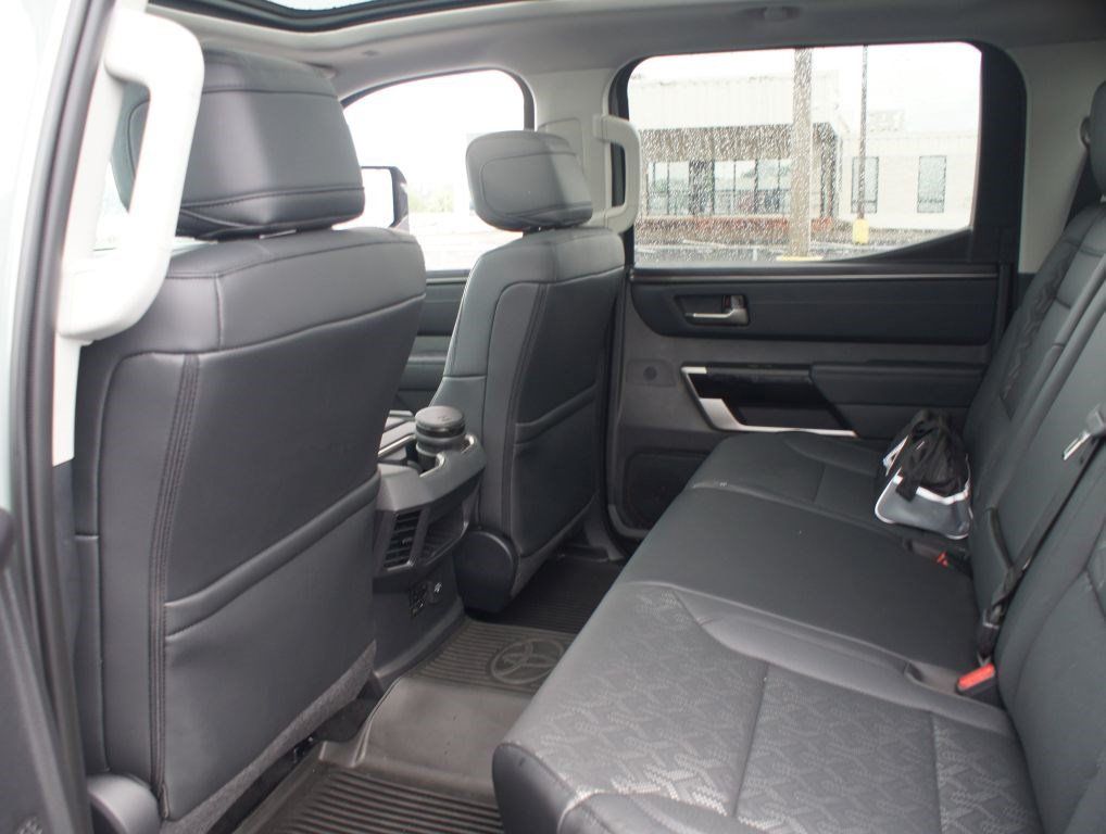 Used 2024 Toyota Tundra Limited AWD/4WD image 15