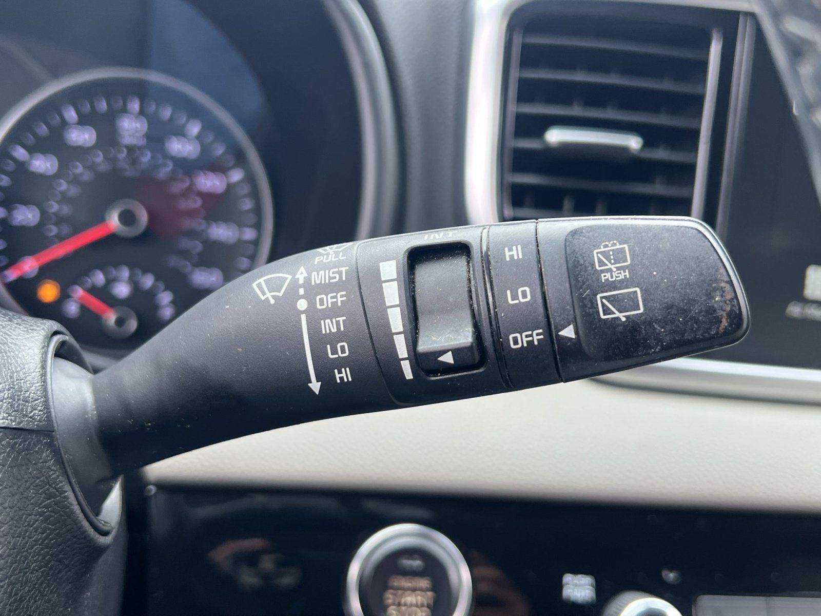 Used 2021 Kia Sportage EX FWD image 36