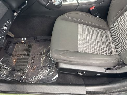 Used 2022 Dodge Charger SXT w/ Driver Convenience Group AWD/4WD image 29