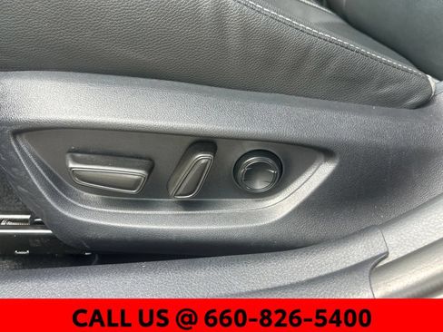 Used 2025 Toyota Camry SE FWD image 14