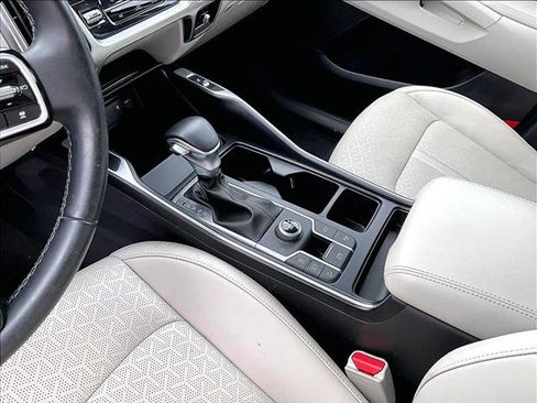 Used 2021 Kia Sorento EX image 15