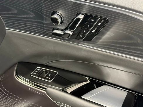 Used 2025 Cadillac Lyriq Sport image 20