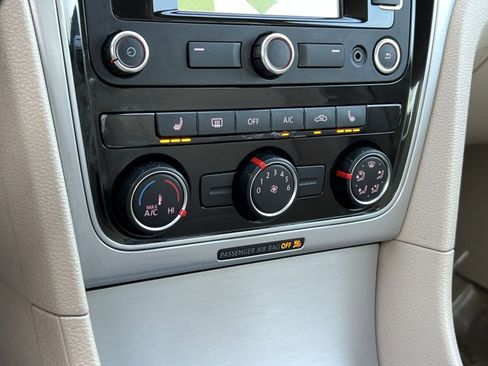 Used 2013 Volkswagen Passat 2.5 SE image 19