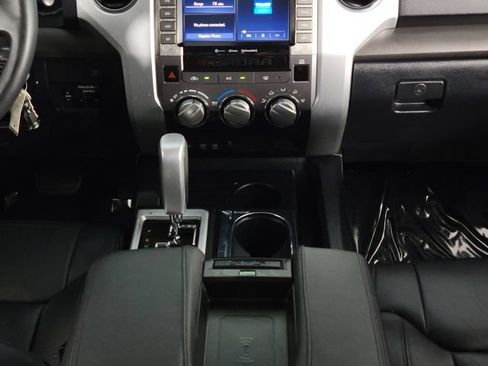 Used 2020 Toyota Tundra SR5 w/ SR5 Leather Package RWD image 20