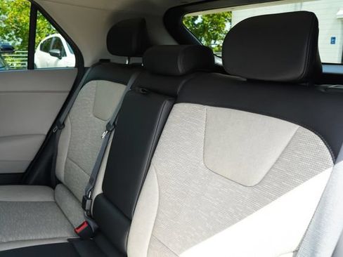 Used 2023 Kia Niro Wave FWD image 17