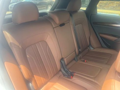 Used 2020 Audi Q5 2.0T Premium w/ Convenience Package image 35