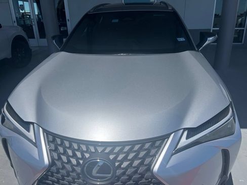 Used 2025 Lexus UX 300h FWD w/ Cold Area Package image 2