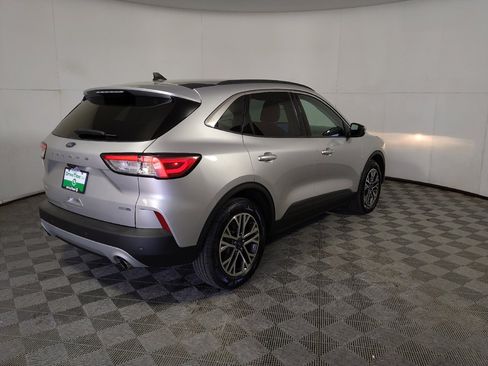 Used 2020 Ford Escape SEL image 10