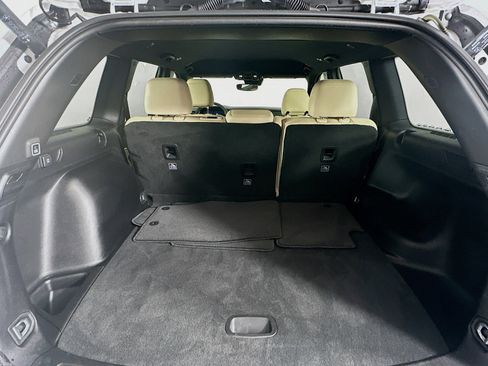 Used 2023 Jeep Grand Cherokee Limited image 30