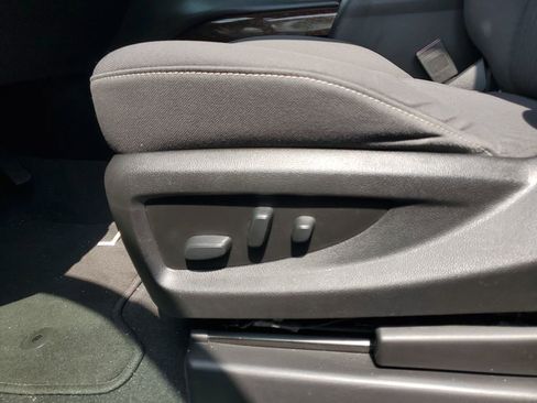 Used 2020 GMC Yukon SLE w/ Convenience Package image 11