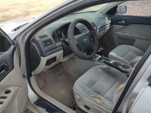 Used 2007 Ford Fusion SE image 4