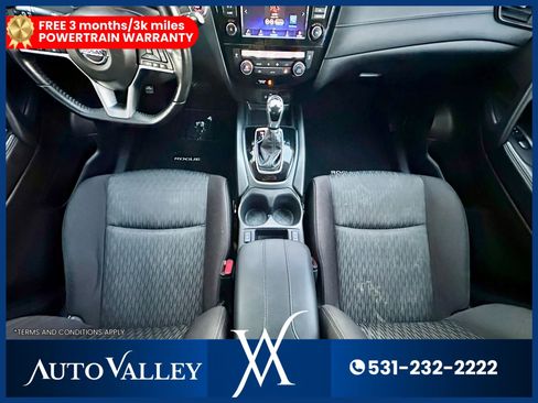 Used 2020 Nissan Rogue SV image 33