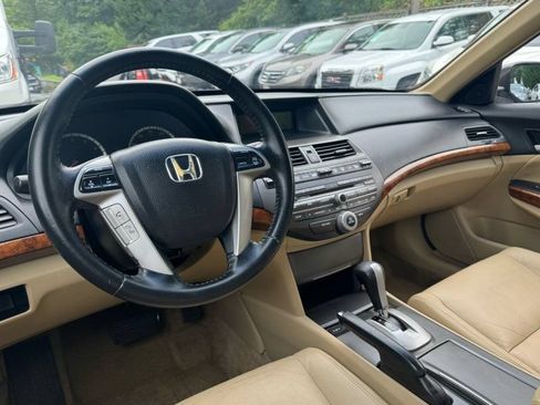 Used 2011 Honda Accord EX-L image 11