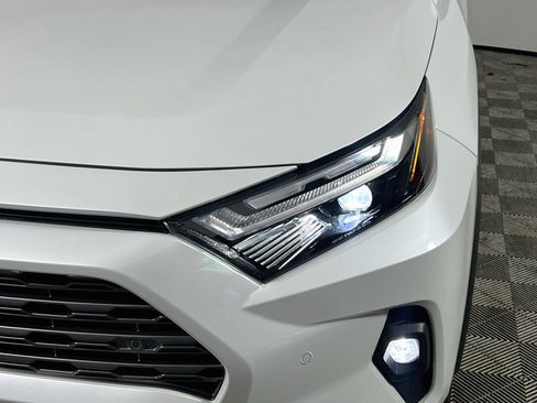 Used 2025 Toyota RAV4 Limited AWD/4WD image 12