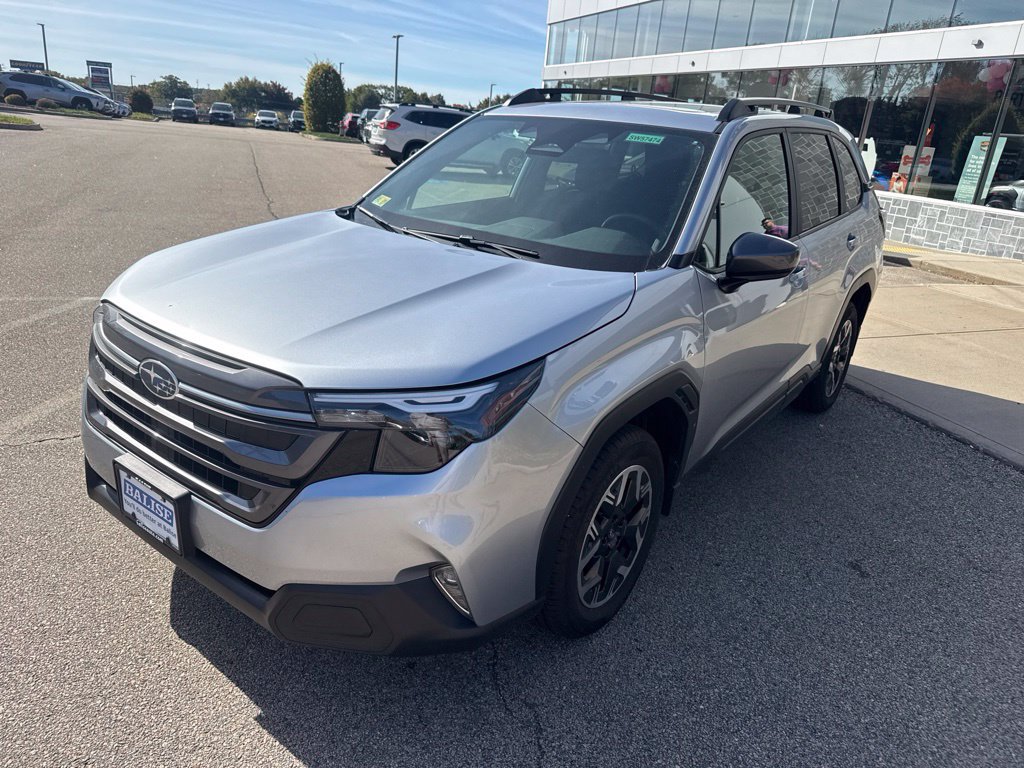 Used 2026 Subaru Forester Premium AWD/4WD image 5