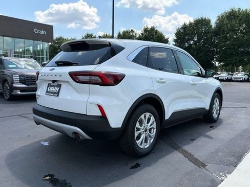 Used 2023 Ford Escape Active w/ Tech Pack #1 FWD image 9