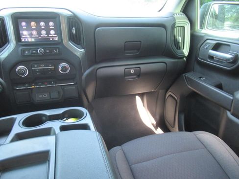 Used 2022 Chevrolet Silverado 1500 Custom AWD/4WD image 14