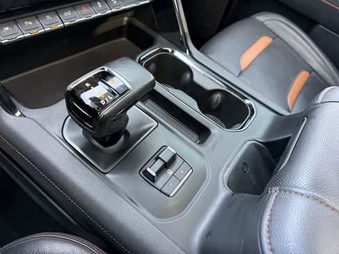 Used 2022 GMC Sierra 1500 AT4 w/ AT4 Premium Package image 25