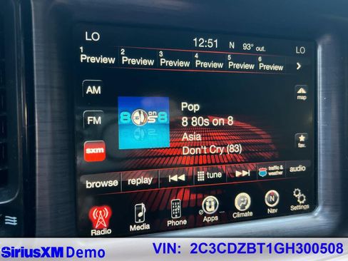 Used 2016 Dodge Challenger R/T w/ Driver Convenience Group RWD image 31