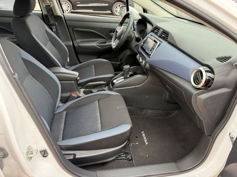 Used 2024 Nissan Versa SV FWD image 20