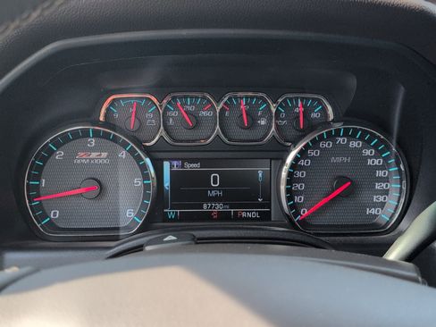 Used 2018 Chevrolet Silverado 1500 LT w/ All Star Edition image 21