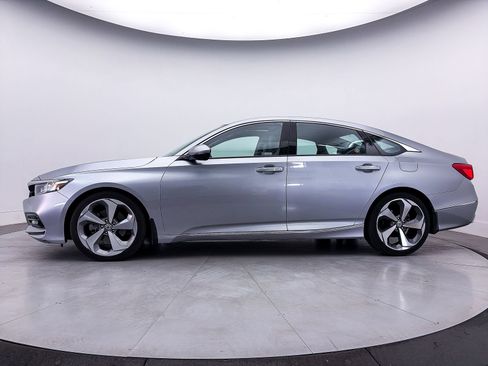 Used 2019 Honda Accord Touring image 38