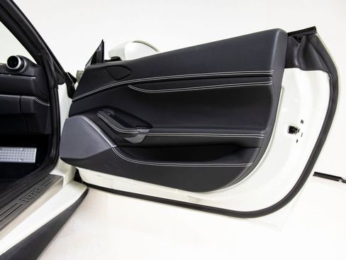 Certified 2022 Ferrari Portofino M RWD image 22