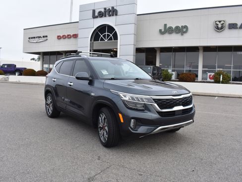 Used 2021 Kia Seltos SX image 1