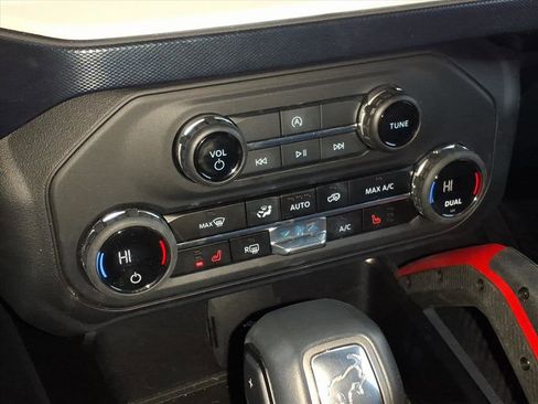 Used 2023 Ford Bronco Heritage Edition image 16