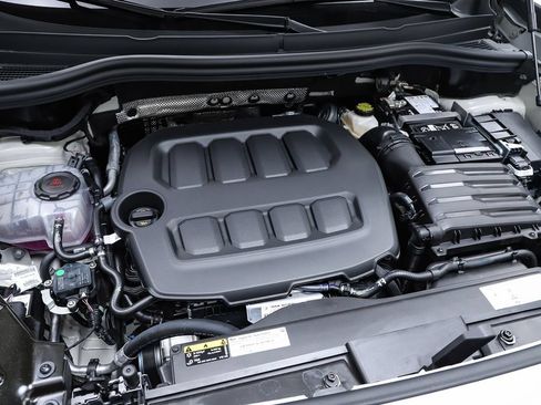 New 2026 Volkswagen Tiguan SEL R-Line AWD/4WD image 67