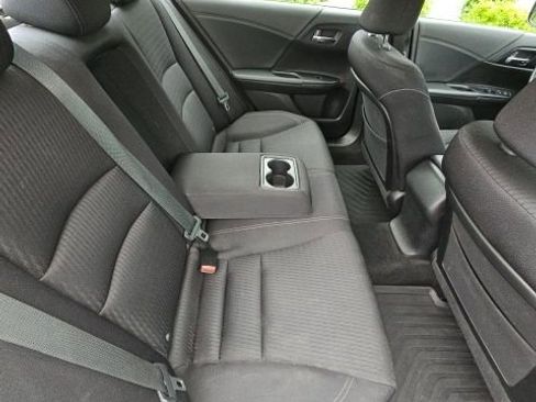 Used 2014 Honda Accord Sport image 11