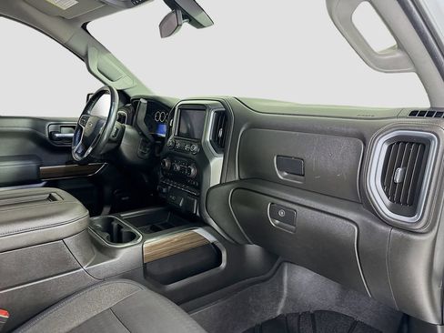 Used 2019 Chevrolet Silverado 1500 RST image 25