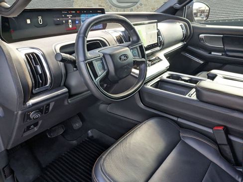Used 2025 Ford Expedition Tremor AWD/4WD image 6
