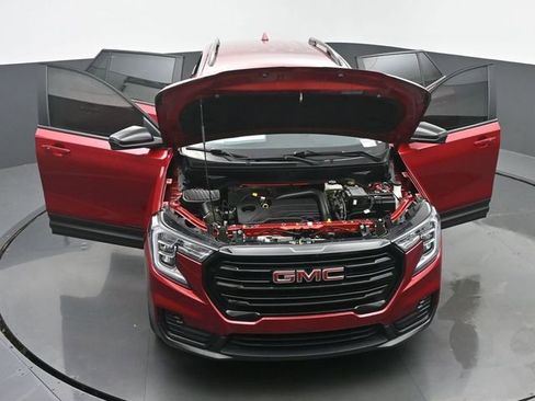 Used 2023 GMC Terrain SLE FWD image 60