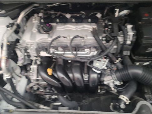 Used 2022 Toyota Corolla LE image 30