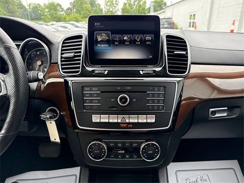 Used 2018 Mercedes-Benz GLS 450 4MATIC image 15