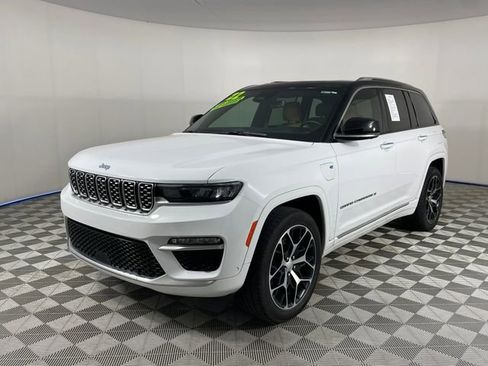 Used 2022 Jeep Grand Cherokee Summit AWD/4WD image 1
