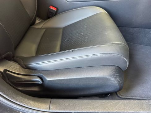 Used 2024 Honda Civic EX-L image 23