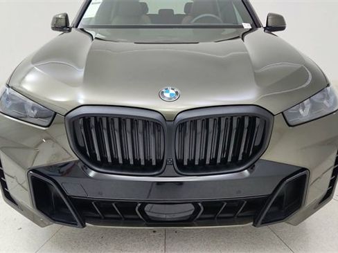 Used 2026 BMW X5 sDrive40i w/ M Sport Package image 8