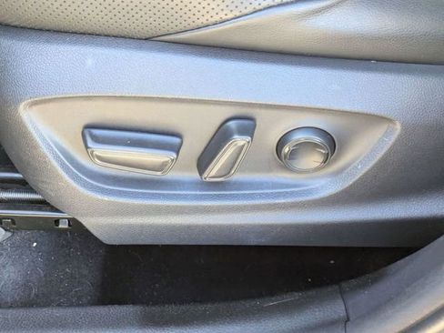 Used 2021 Toyota C-HR XLE image 14