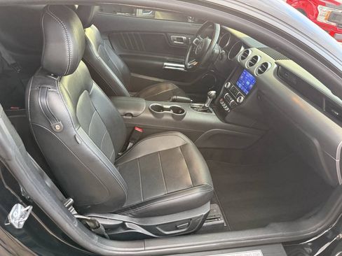Used 2020 Ford Mustang Premium RWD image 11