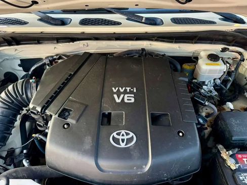 Used 2008 Toyota FJ Cruiser 4WD image 14