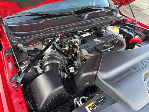 Used 2024 RAM 2500 Laramie w/ Night Edition image 16