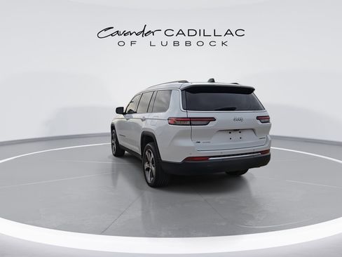 Used 2023 Jeep Grand Cherokee L Limited image 7