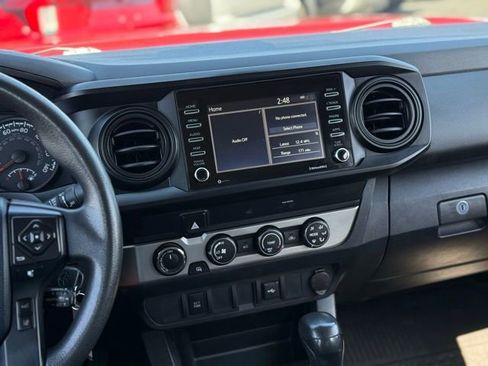 Used 2020 Toyota Tacoma SR image 17