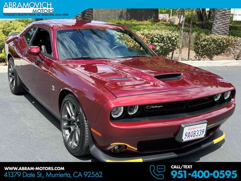 Used 2021 Dodge Challenger R/T Scat Pack w/ Plus Package RWD image 1