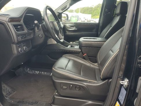 Used 2024 Chevrolet Tahoe Premier AWD/4WD image 12