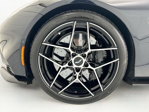 New 2026 Aston Martin Vanquish Convertible image 33