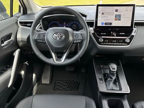 New 2026 Toyota Corolla Cross XLE FWD image 11